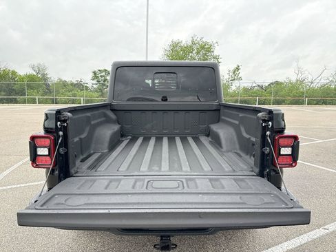 Used 2021 Jeep Gladiator Sport w/ Quick Order Package 24Q 80Th AWD/4WD image 19