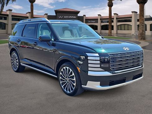 Used 2026 Hyundai Palisade Calligraphy AWD/4WD image 2