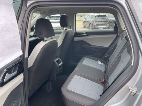 Used 2025 Volkswagen Taos S image 17