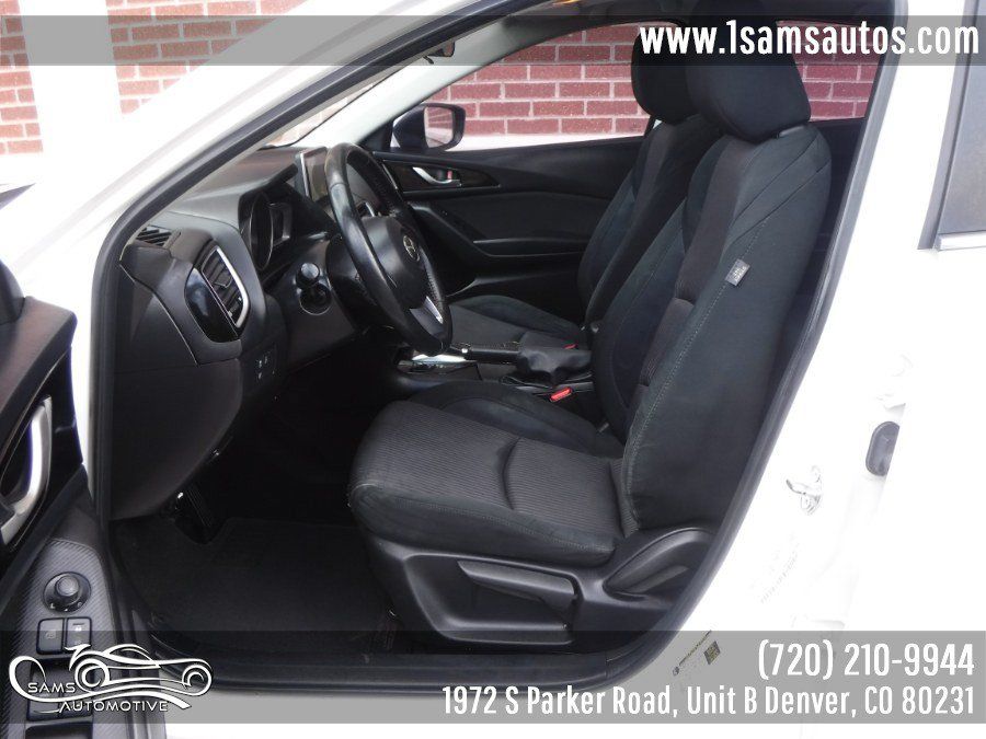 Used 2016 MAZDA MAZDA3 i Touring FWD image 11