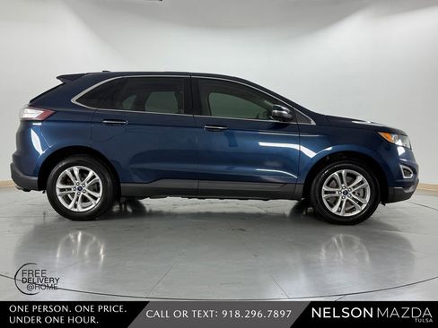 Used 2017 Ford Edge Titanium w/ Equipment Group 301A AWD/4WD image 5