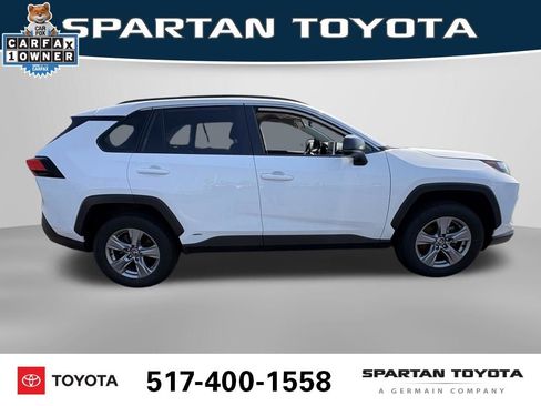 Used 2025 Toyota RAV4 LE AWD/4WD image 9