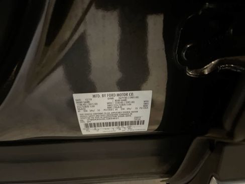 Used 2020 Ford Explorer XLT w/ Equipment Group 202A image 28