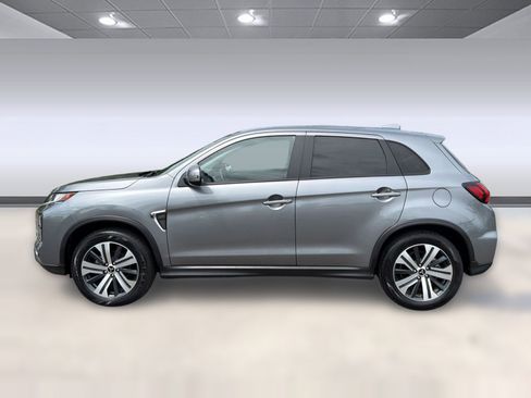 Used 2025 Mitsubishi Outlander Sport AWD image 2