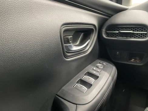 Used 2024 Honda HR-V EX-L image 37