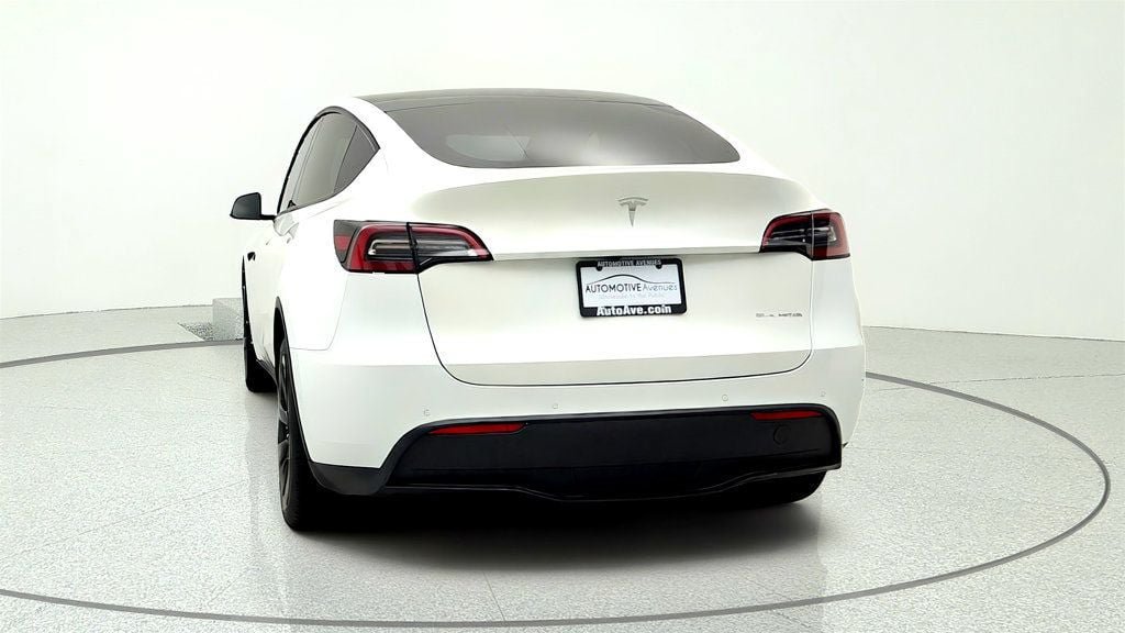 Used 2021 Tesla Model Y Long Range AWD/4WD image 6
