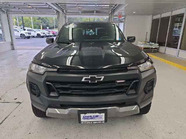 Certified 2024 Chevrolet Colorado Trail Boss w/ Advanced Trailering Package AWD/4WD image 8
