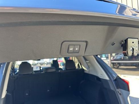 Used 2021 Nissan Rogue SL w/ Premium Package image 10