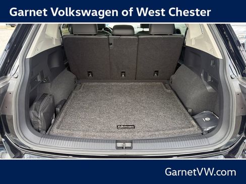 Certified 2023 Volkswagen Tiguan SE w/ Panoramic Sunroof Package AWD/4WD image 23