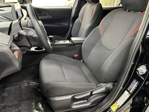 Used 2023 Toyota Prius Prime SE image 17