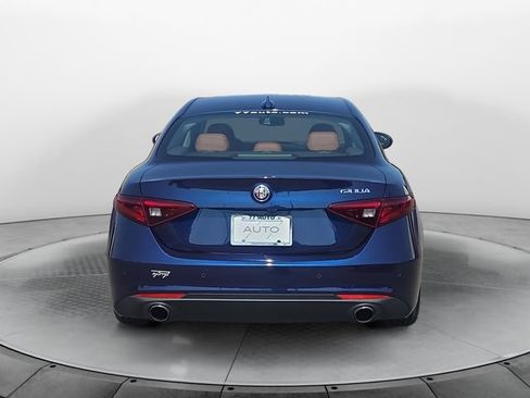Used 2017 Alfa Romeo Giulia Ti w/ TI Lusso Package RWD image 4