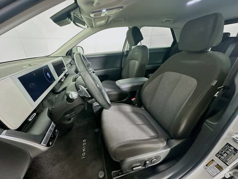 Used 2024 Hyundai Ioniq 5 SEL RWD image 13