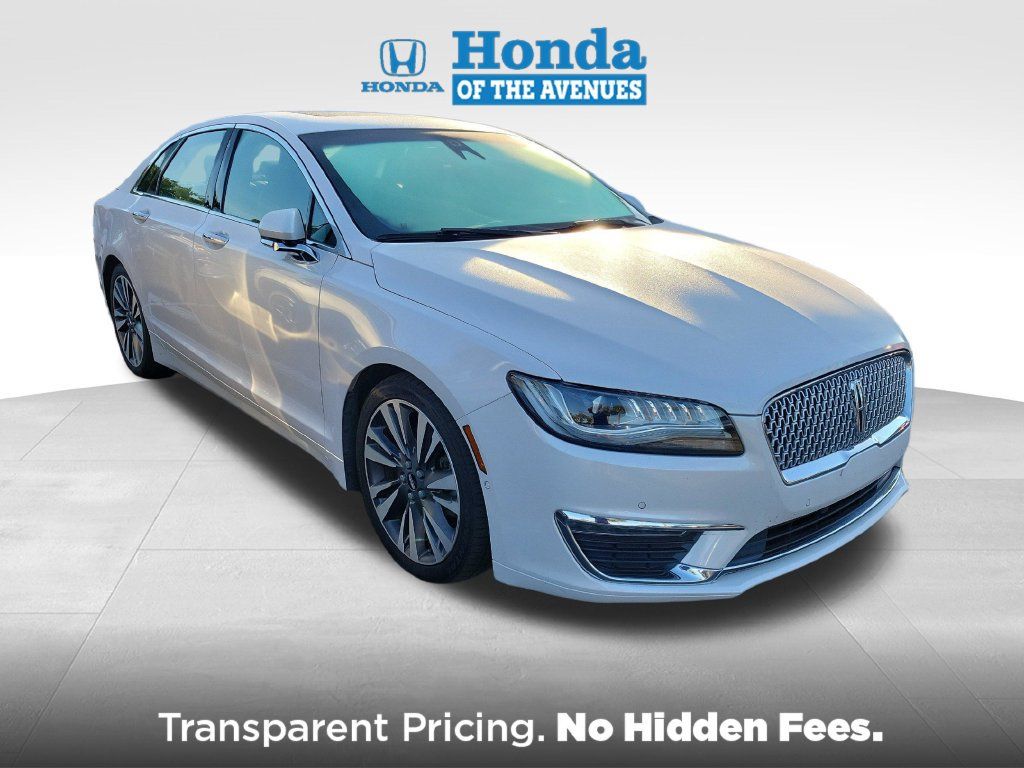 Used 2017 Lincoln MKZ Reserve w/ Technology Package FWD image 1