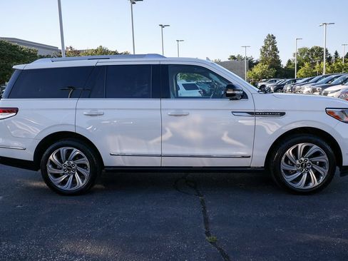 Used 2022 Lincoln Navigator Reserve AWD/4WD image 28