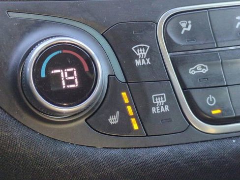 Used 2024 Chevrolet Malibu LT image 17