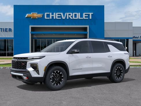 New 2026 Chevrolet Traverse Z71 w/ Driver Confidence Package AWD/4WD image 2