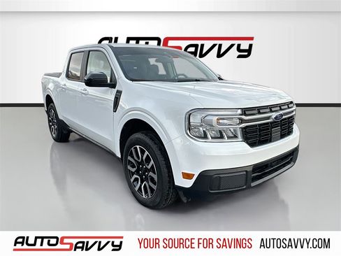 Used 2024 Ford Maverick Lariat image 1
