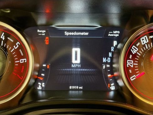 Used 2022 Dodge Challenger GT AWD/4WD image 9