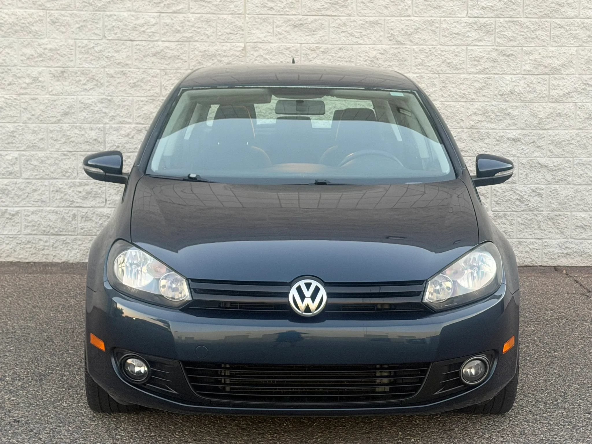 Used 2013 Volkswagen Golf TDI FWD image 2