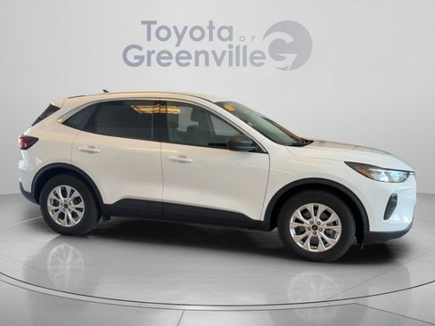 Used 2024 Ford Escape Active w/ Cold Weather Package FWD image 7