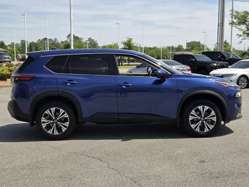 Used 2021 Nissan Rogue SV FWD image 6