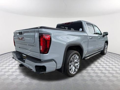 Used 2024 GMC Sierra 1500 Denali AWD/4WD image 5