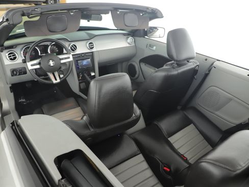 Used 2009 Ford Mustang GT image 20