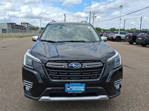 Used 2024 Subaru Forester Touring w/ POP Package 3 AWD/4WD image 2