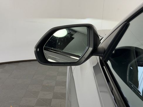 Used 2023 Audi RS Q8 w/ Black Optic Package image 22