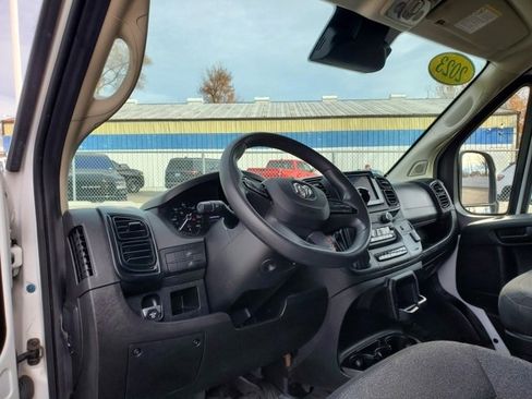 Used 2023 RAM ProMaster 2500 image 9