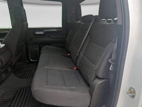 Used 2024 Chevrolet Silverado 2500 LT AWD/4WD image 34