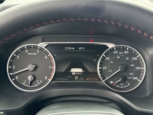 Used 2025 Nissan Rogue SV AWD/4WD image 25