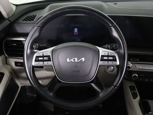 Used 2025 Kia Telluride S FWD image 41
