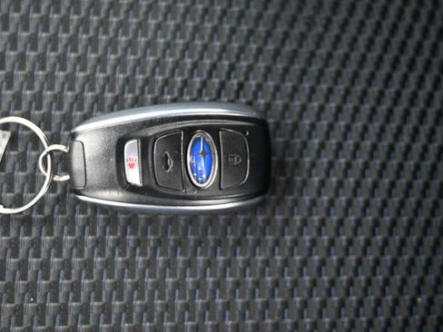 Used 2021 Subaru Forester Premium AWD/4WD image 9