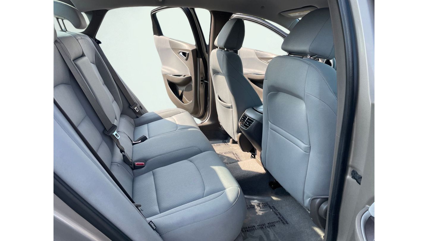Used 2022 Chevrolet Malibu LT FWD image 15