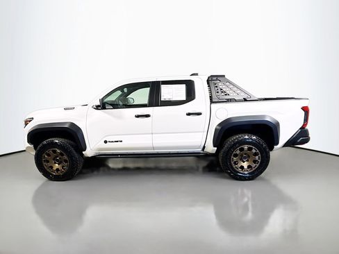 Used 2025 Toyota Tacoma Trailhunter Hybrid w/ Tow Tech Package image 4