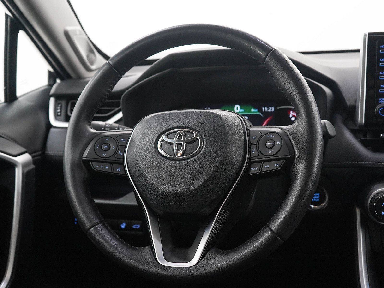 Used 2021 Toyota RAV4 Limited w/ Limited Grade Weather Package AWD/4WD image 17