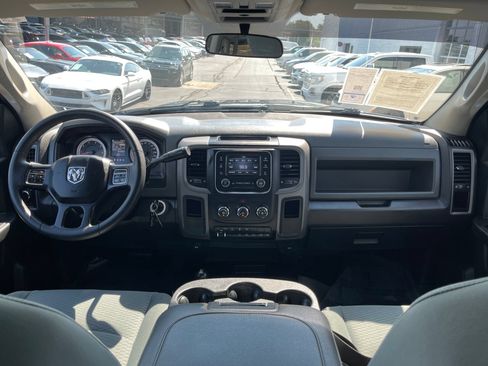 Used 2018 RAM 2500 Tradesman w/ Chrome Appearance Group AWD/4WD image 15