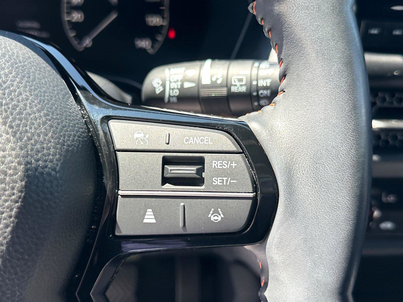 Certified 2025 Honda HR-V Sport image 19