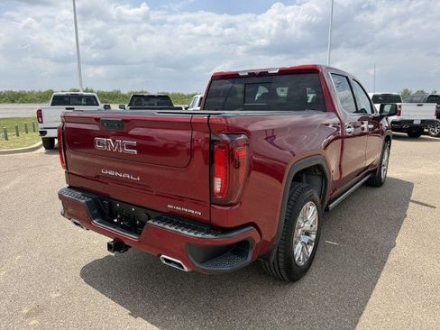 Used 2023 GMC Sierra 1500 Denali w/ Denali Carbonpro Edition AWD/4WD image 10