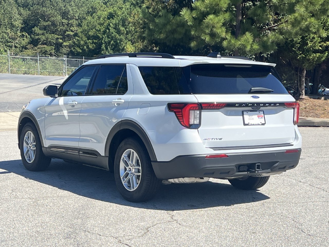 New 2026 Ford Explorer Active RWD image 21
