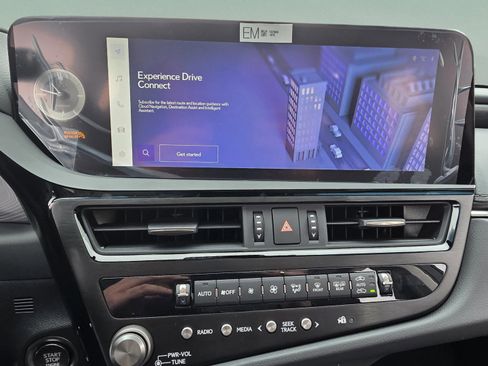 New 2025 Lexus ES 350 Ultra Luxury image 16