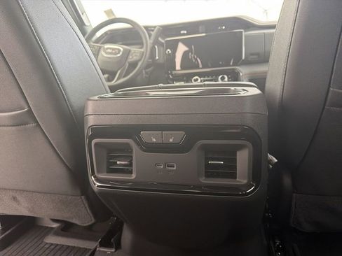 New 2026 GMC Sierra 2500 AT4 w/ Technology Package AWD/4WD image 22