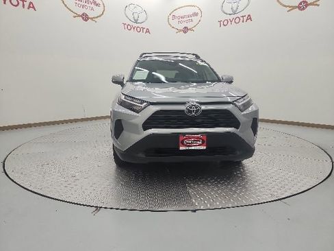 Certified 2025 Toyota RAV4 XLE FWD image 4