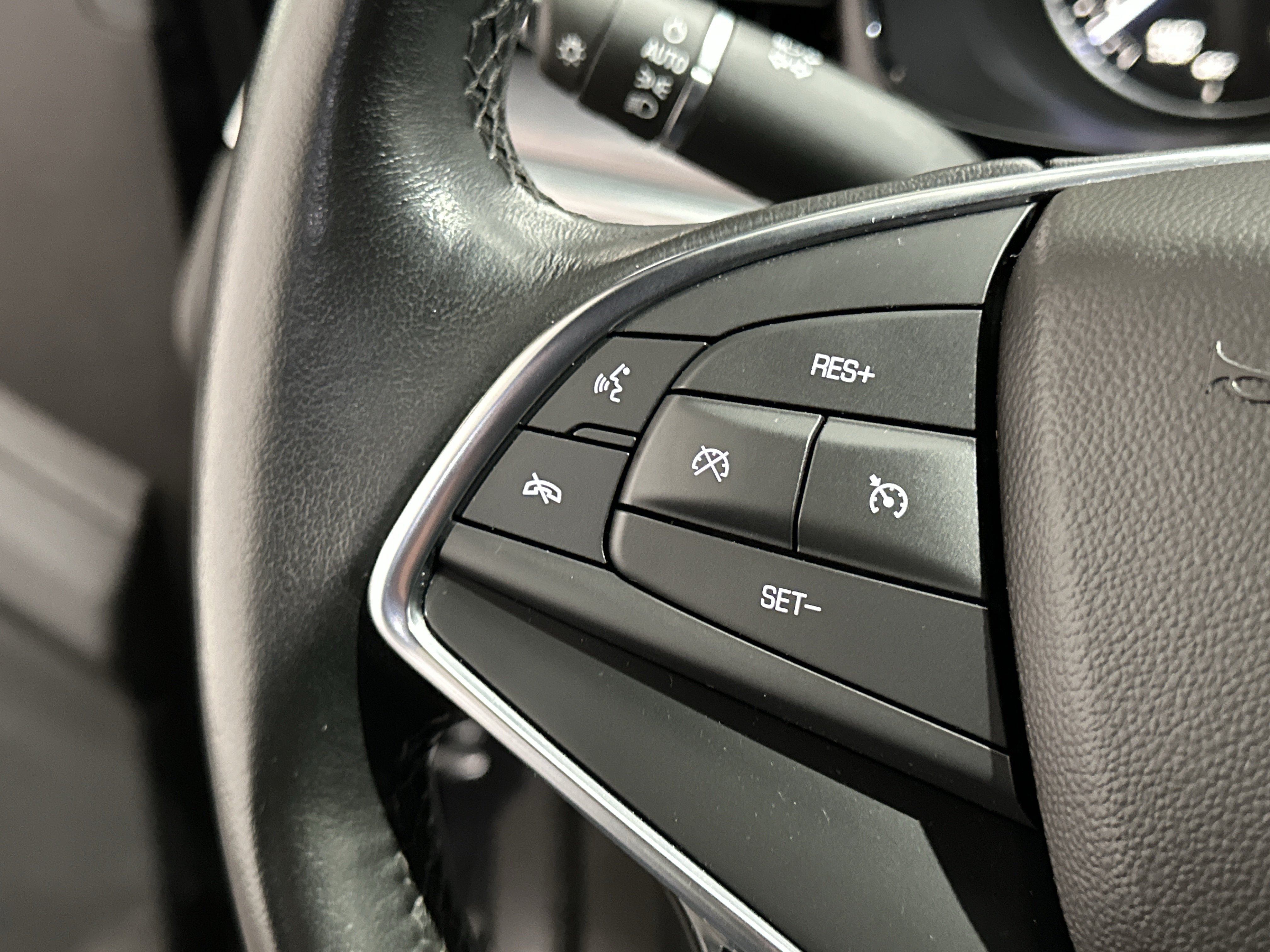 Used 2023 Cadillac XT5 Luxury AWD/4WD image 29