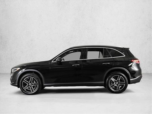 Certified 2026 Mercedes-Benz GLC 300 4MATIC image 9