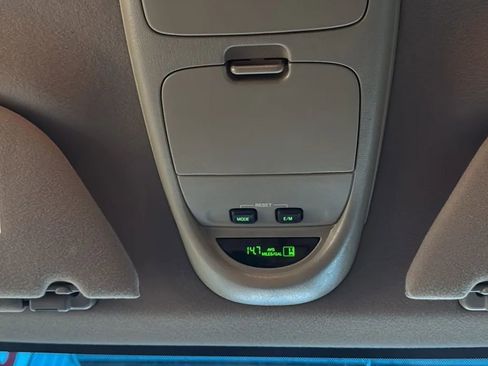 Used 2002 Ford F350 Lariat image 29