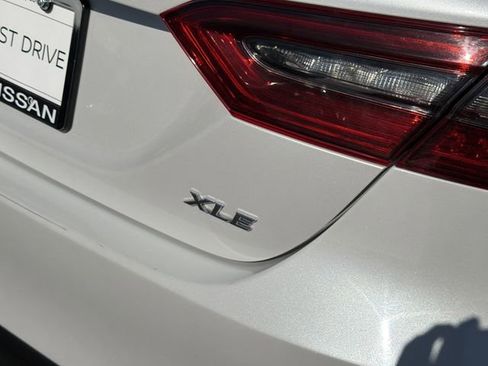 Used 2024 Toyota Camry XLE FWD image 26