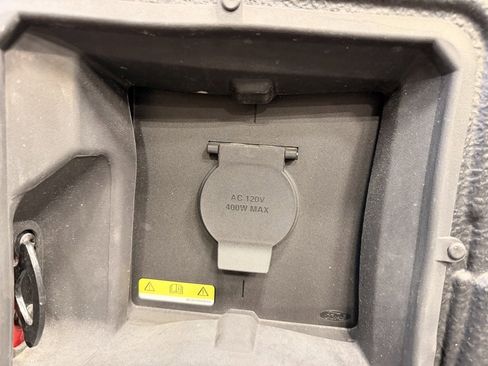 Used 2023 Ford F150 Lariat w/ Equipment Group 502A High image 11