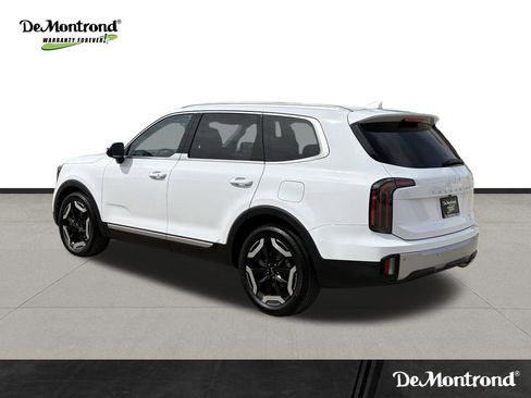 Used 2023 Kia Telluride EX image 7